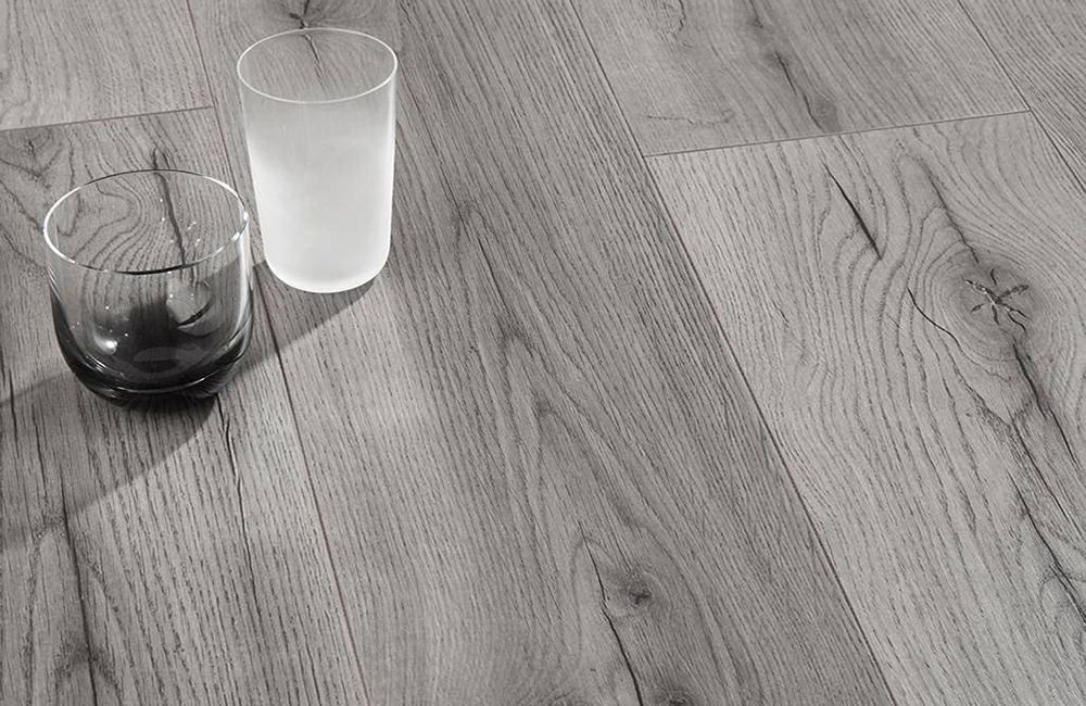 Kronotex Standard Plus 7mm - Century Oak Grey Laminate Flooring