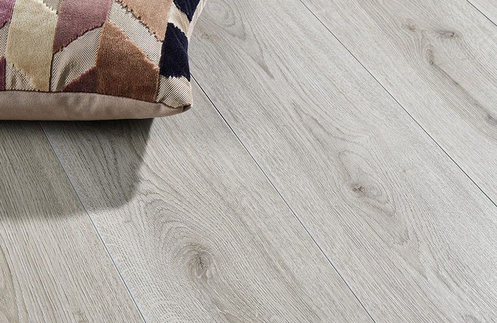 Kronotex Standard Plus 7mm - Trend Oak Grey Laminate Flooring