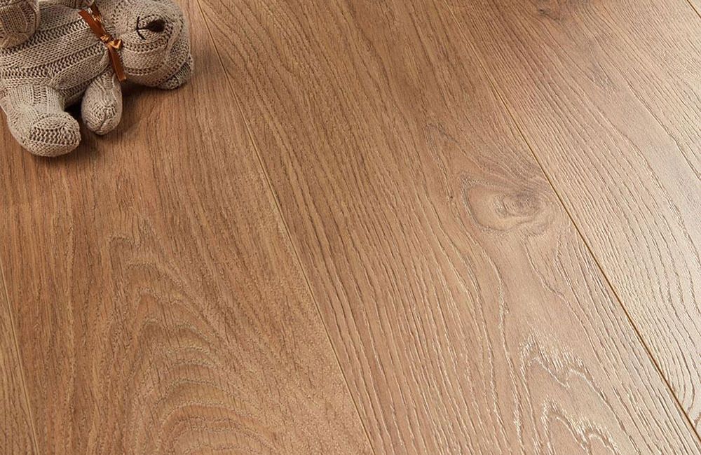 Kronotex Villa 12mm - Atlas Oak Natural Laminate Flooring