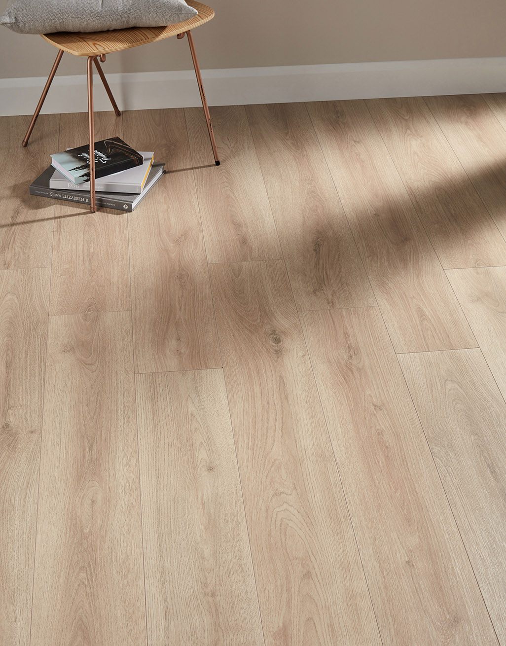 Kronotex Standard Plus 7mm - Summer Oak Beige Laminate Flooring