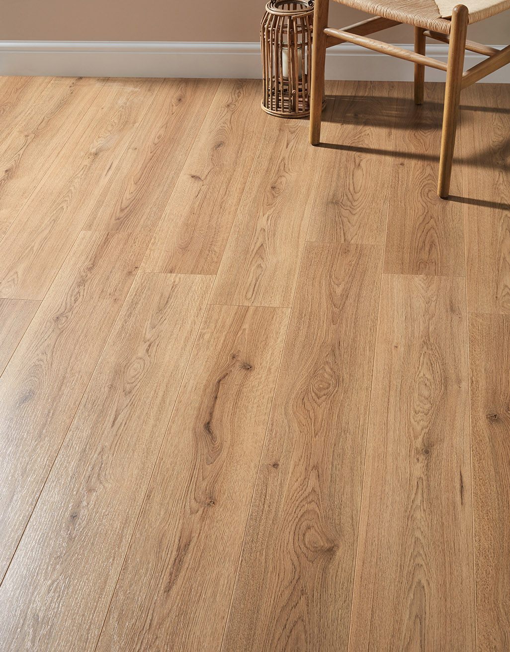 Kronotex Standard Plus 7mm - Trend Oak Nature Laminate Flooring