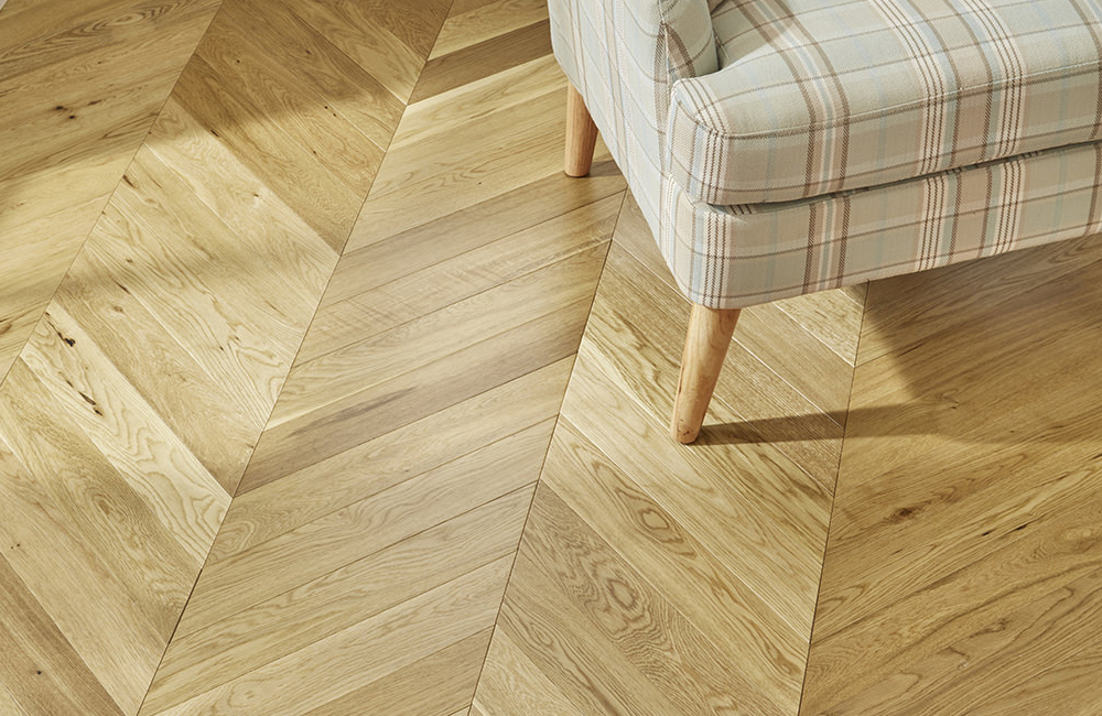 Natural Oak Engineered Chevron Lacquered
